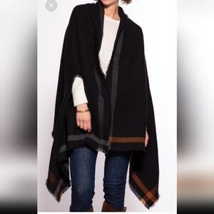 Nydj rockflowerpaper Fringe cape poncho